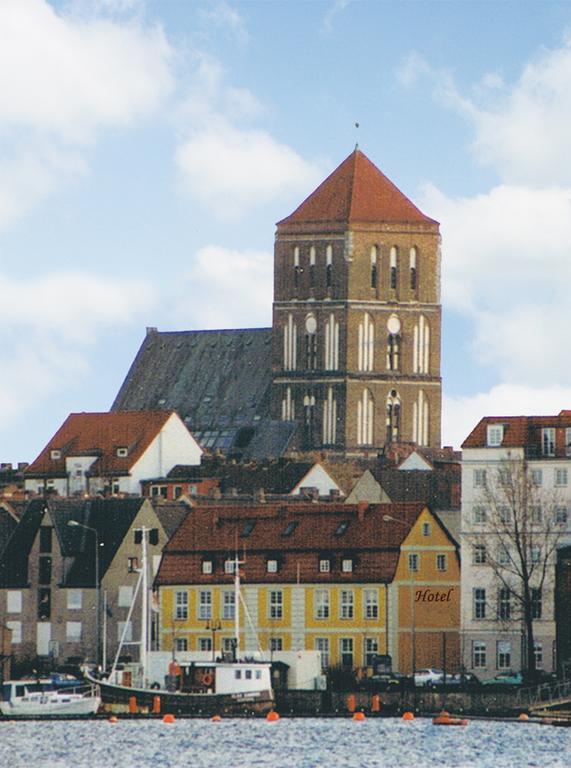 Hotel Altes Hafenhaus Rostock Pokoj fotografie